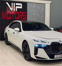 بي ام دبليو الفئة 7